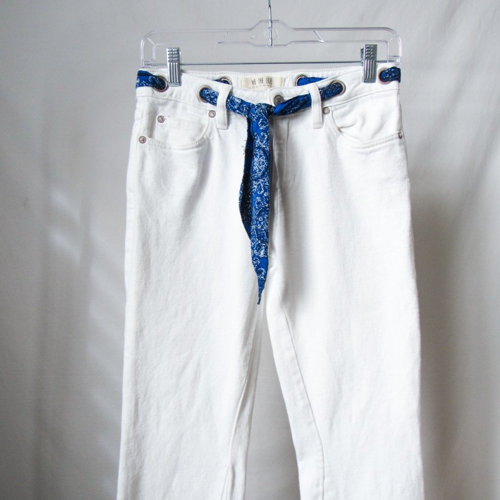 ✨WE THE FREE✨ Free People White Denim Pants with Bandana Print Belt Size-25, XS. - Picture 5 of 10